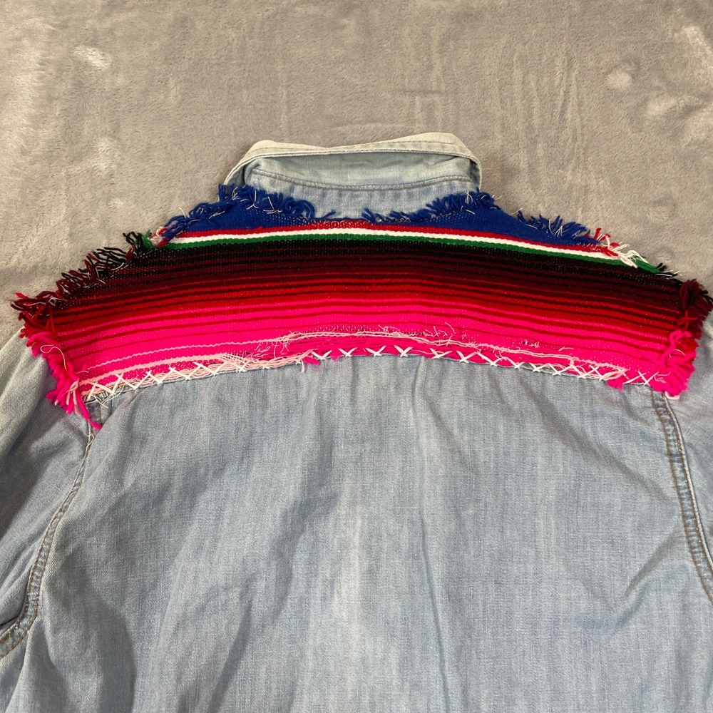 Free People Shirt Small Artisan De Luxe Denim Western Serape Patchwork Bleached - Picture 8 of 8